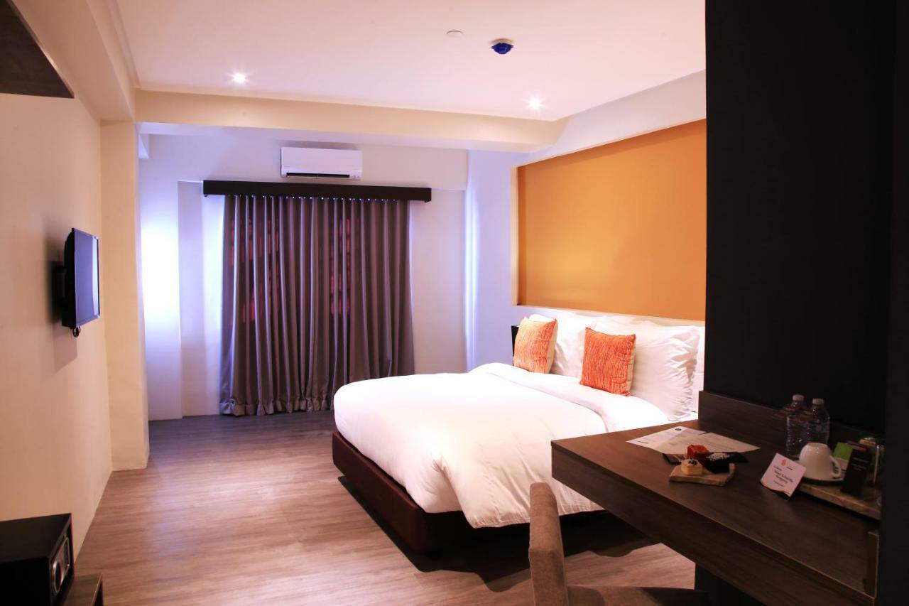 Proxy By The Oriental Albay Hotel Legazpi Exterior foto